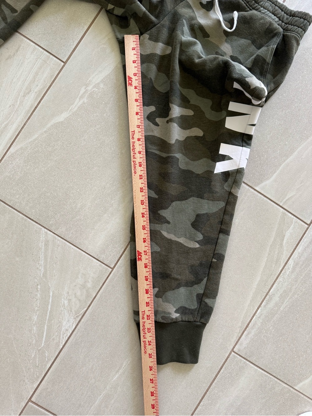 PINK Victoria’s Secret Camo Fleece Jogger Sweatpants Women’s L Logo - Picture 9 of 13